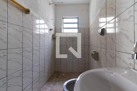Casa para alugar com 60m², 2 quartos e 1 vaga Casa para alugar com 60m², 2 quartos e 1 vagaBanheiro