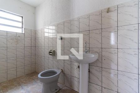 Casa para alugar com 60m², 2 quartos e 1 vaga Casa para alugar com 60m², 2 quartos e 1 vagaBanheiro