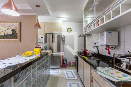 Apartamento à venda com 130m², 2 quartos e 2 vagasCozinha