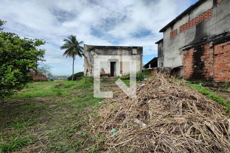 Casa à venda com 200m², 3 quartos e 2 vagasQuintal