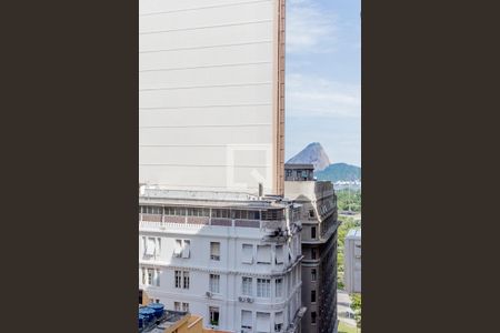 Vista de kitnet/studio à venda com 1 quarto, 30m² em Centro, Rio de Janeiro