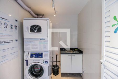 Studio para alugar com 25m², 1 quarto e sem vaga Studio para alugar com 25m², 1 quarto e sem vagaLavanderia