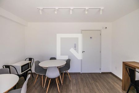 Studio para alugar com 25m², 1 quarto e sem vaga Studio para alugar com 25m², 1 quarto e sem vagaSalão de Festas