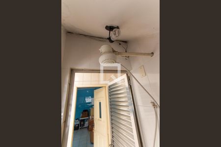 Casa à venda com 180m², 4 quartos e 1 vagaBanheiro de Serviço  