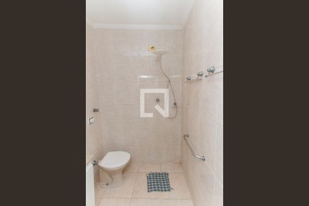 Casa à venda com 180m², 4 quartos e 1 vagaBanheiro 3  