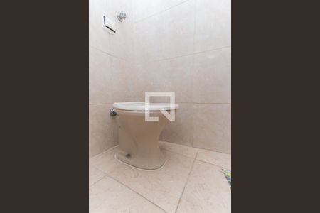 Casa à venda com 180m², 4 quartos e 1 vagaBanheiro 3  