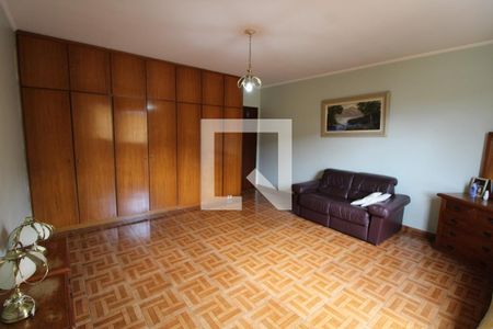 Casa para alugar com 230m², 2 quartos e 2 vagasQuarto