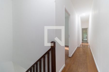 Casa para alugar com 160m², 3 quartos e 1 vaga Casa para alugar com 160m², 3 quartos e 1 vagaCorredor