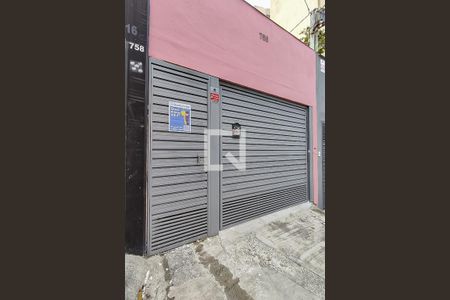 Casa para alugar com 160m², 3 quartos e 1 vaga Casa para alugar com 160m², 3 quartos e 1 vagaFachada