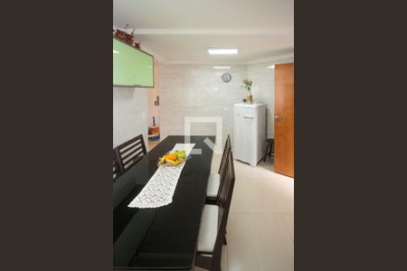 Casa à venda com 106m², 3 quartos e 4 vagasBanheiro Social