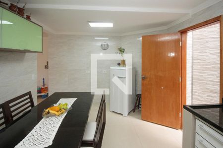 Casa à venda com 106m², 3 quartos e 4 vagasBanheiro Social
