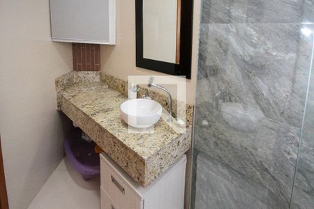 Casa à venda com 106m², 3 quartos e 4 vagasBanheiro Social