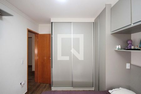 Casa à venda com 106m², 3 quartos e 4 vagasQuarto