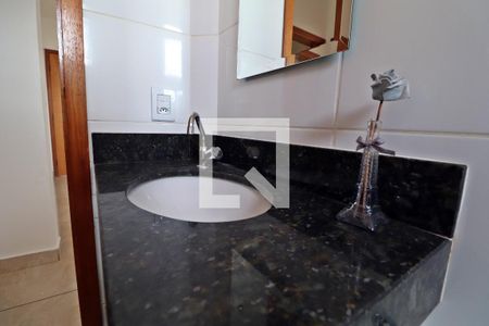 Apartamento para alugar com 55m², 2 quartos e 1 vagaBanheiro Social