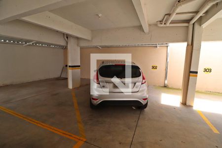 Garagem de apartamento para alugar com 2 quartos, 55m² em Presidente Roosevelt, Uberlândia