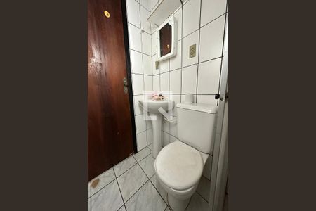 Casa à venda com 140m², 3 quartos e 1 vagaBanheiro 2