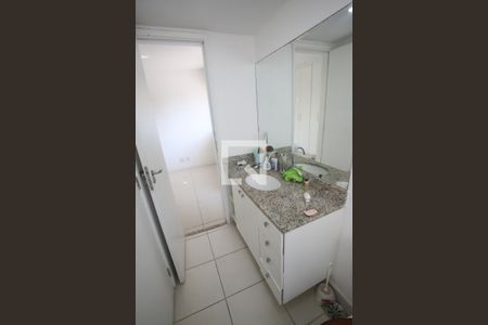 Apartamento à venda com 87m², 3 quartos e 1 vagaBanheiro da Suíte 3 Reversível