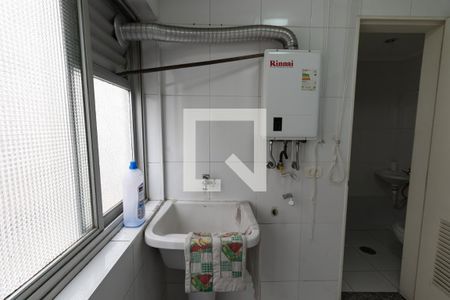 Apartamento à venda com 105m², 2 quartos e 1 vagaÁrea de Serviço