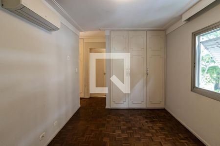 Apartamento à venda com 105m², 2 quartos e 1 vagaSuíte
