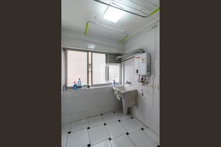 Apartamento à venda com 105m², 2 quartos e 1 vagaÁrea de Serviço