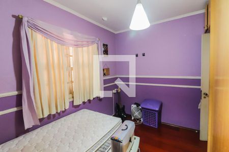 Casa à venda com 183m², 3 quartos e 2 vagas Casa à venda com 183m², 3 quartos e 2 vagasQuarto 2