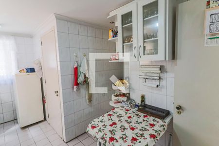 Casa à venda com 183m², 3 quartos e 2 vagas Casa à venda com 183m², 3 quartos e 2 vagasCozinha