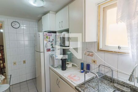 Casa à venda com 183m², 3 quartos e 2 vagas Casa à venda com 183m², 3 quartos e 2 vagasCozinha