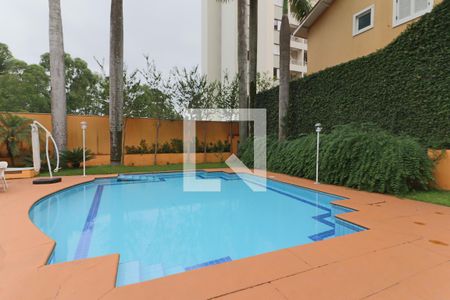 Casa à venda com 183m², 3 quartos e 2 vagas Casa à venda com 183m², 3 quartos e 2 vagasÁrea comum - Piscina