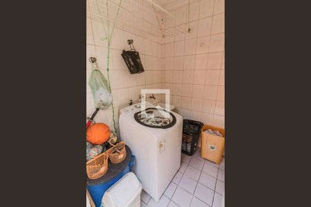 Casa à venda com 183m², 3 quartos e 2 vagas Casa à venda com 183m², 3 quartos e 2 vagasLavanderia