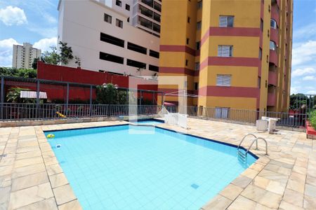 Apartamento à venda com 80m², 3 quartos e 2 vagasÁrea comum - Piscina