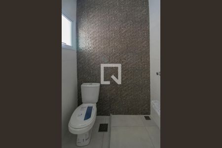 Casa à venda com 199m², 3 quartos e 2 vagas Casa à venda com 199m², 3 quartos e 2 vagasBanheiro da Suíte