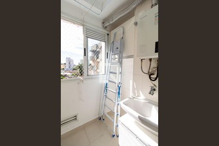 Apartamento para alugar com 75m², 2 quartos e 1 vagaÁrea de Serviço