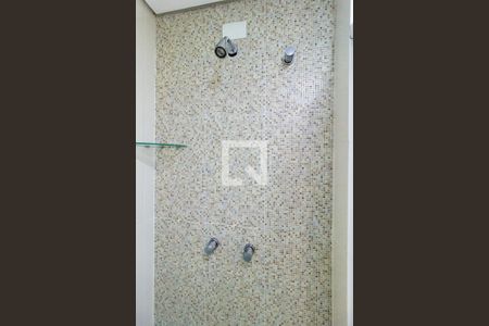 Apartamento para alugar com 75m², 2 quartos e 1 vagaDetalhe do banheiro