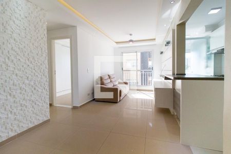 Apartamento para alugar com 75m², 2 quartos e 1 vagaSala
