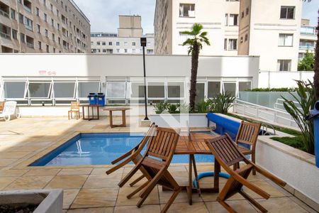 Apartamento para alugar com 75m², 2 quartos e 1 vagaÁrea comum - Piscina