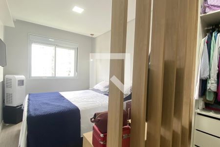 Quarto 1 de apartamento à venda com 2 quartos, 46m² em Jardim Tupanci, Barueri
