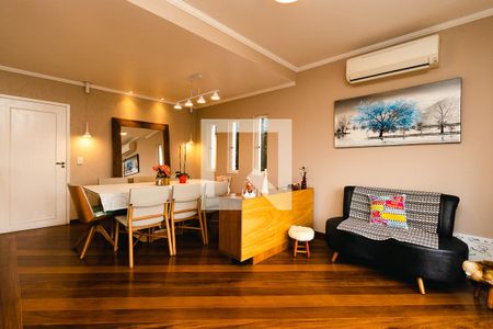 Sala de casa à venda com 4 quartos, 230m² em Jardim Torres São José, Jundiaí