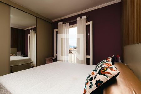 Casa à venda com 230m², 4 quartos e 3 vagasQuarto Suíte