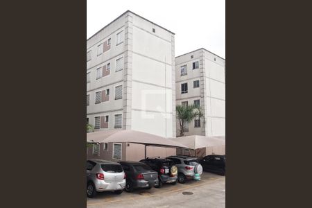 Fachada do bloco de apartamento para alugar com 2 quartos, 46m² em Água Chata, Guarulhos