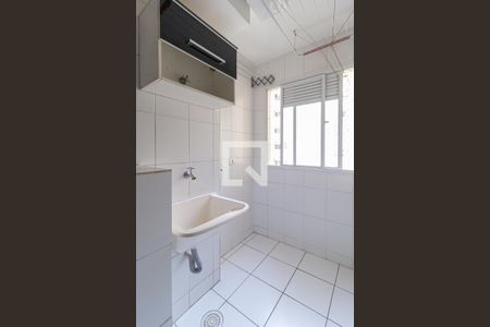 Apartamento à venda com 54m², 2 quartos e 1 vagaCozinha e área de serviço