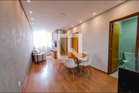 Sala de apartamento à venda com 3 quartos, 140m² em Estoril, Belo Horizonte