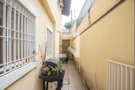 Casa à venda com 100m², 2 quartos e 2 vagasQuintal