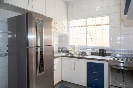 Casa à venda com 100m², 2 quartos e 2 vagasCozinha