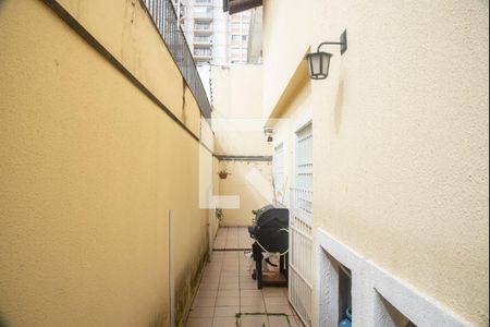 Casa à venda com 100m², 2 quartos e 2 vagasQuintal