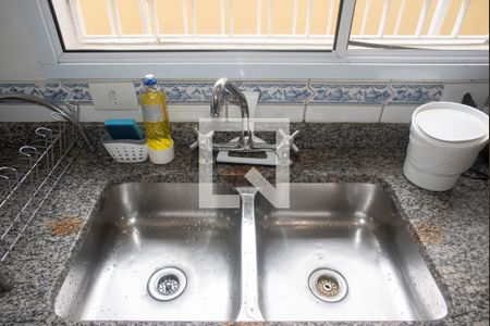 Casa à venda com 100m², 2 quartos e 2 vagasCozinha