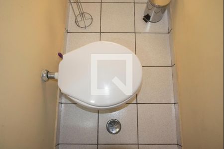 Casa à venda com 100m², 2 quartos e 2 vagasLavabo