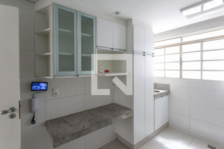 Apartamento para alugar com 120m², 4 quartos e 1 vaga Apartamento para alugar com 120m², 4 quartos e 1 vagaCozinha