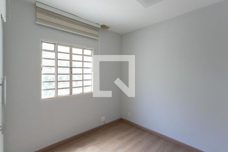 Apartamento para alugar com 120m², 4 quartos e 1 vaga Apartamento para alugar com 120m², 4 quartos e 1 vagaQuarto 3