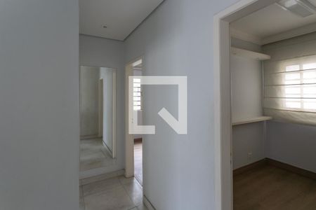Corredor de apartamento para alugar com 4 quartos, 120m² em Palmares, Belo Horizonte
