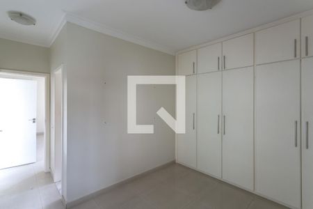Apartamento para alugar com 120m², 4 quartos e 1 vaga Apartamento para alugar com 120m², 4 quartos e 1 vagaSuíte